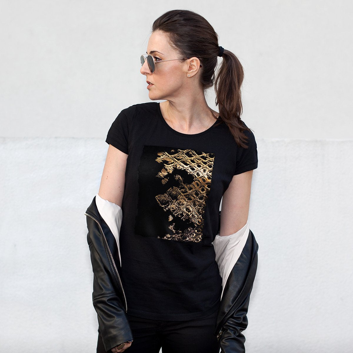 Pearson Black Gold Snakeskin Print T-shirt 1